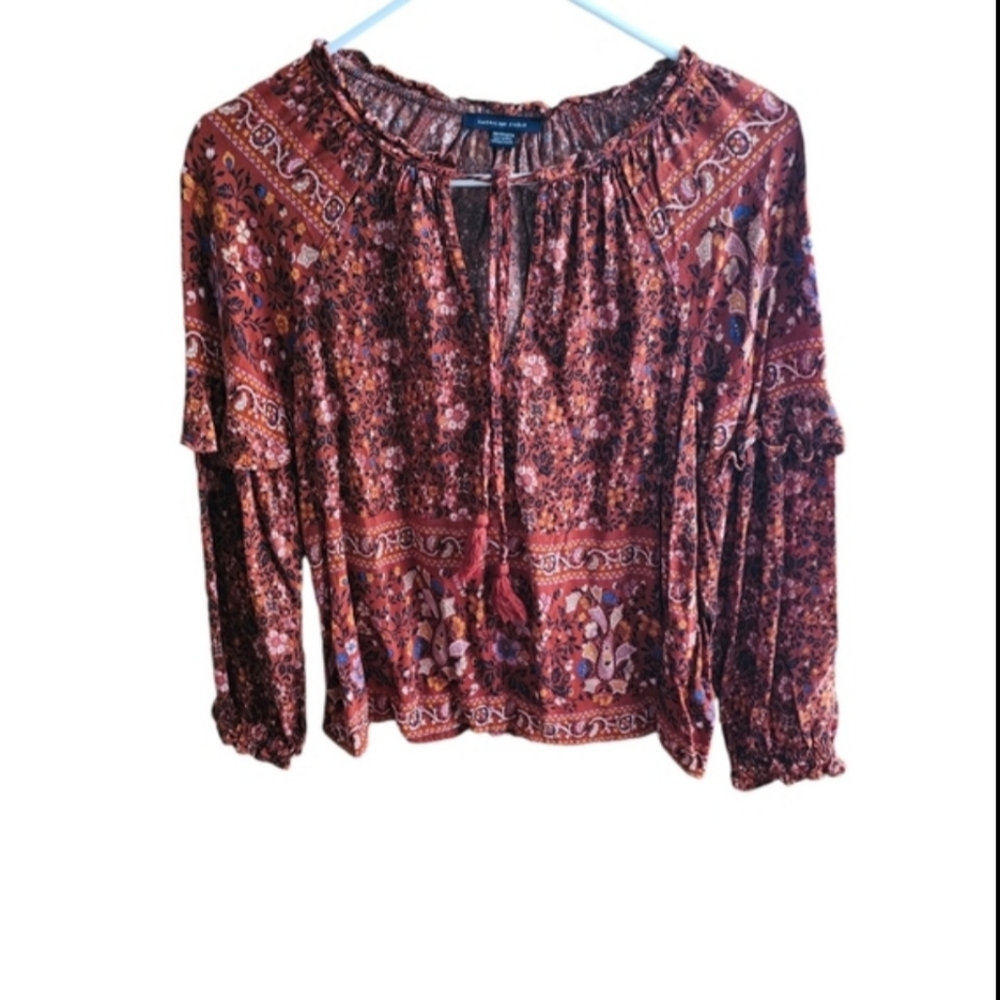 American Eagle Women's  Floral and Paisley Blouse. XS